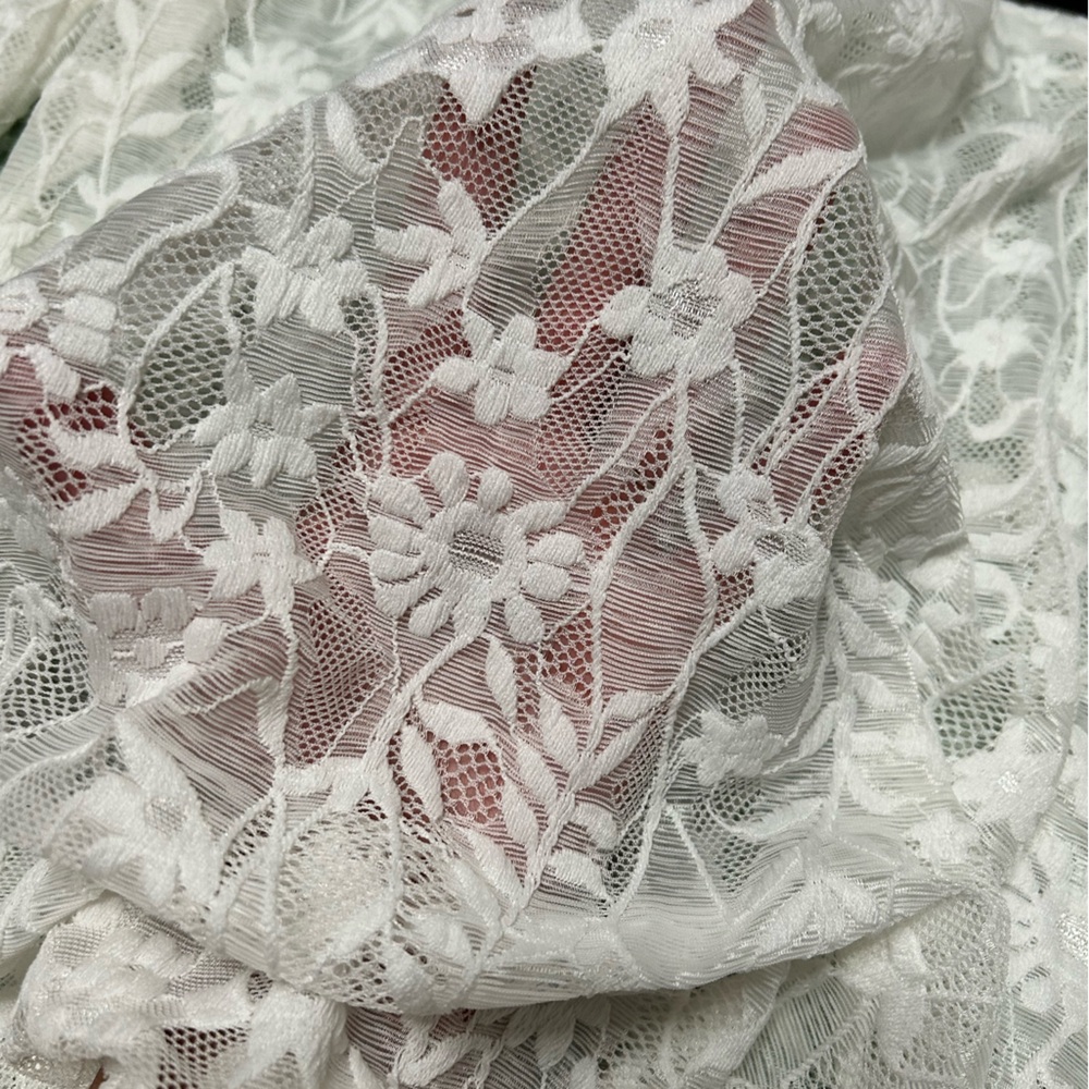 Gibson Off White Lace Blouse - Picture 5 of 7